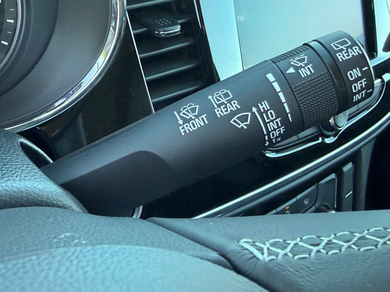 Used 2022 Buick Encore Preferred w/ Safety Package FWD image 12
