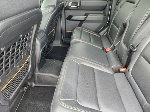 Used 2024 Ford Bronco Badlands AWD/4WD image 34