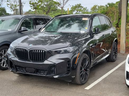 Used 2025 BMW X5 sDrive40i w/ M Sport Package image 2