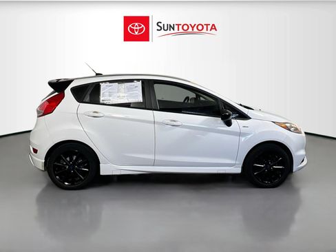 Used 2019 Ford Fiesta ST-Line FWD image 2