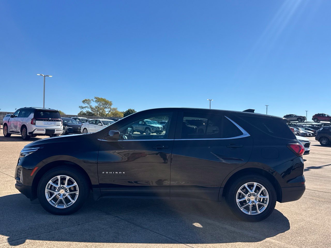Used 2024 Chevrolet Equinox LT AWD/4WD image 14