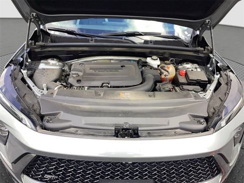 Used 2025 Buick Envision Sport Touring image 21