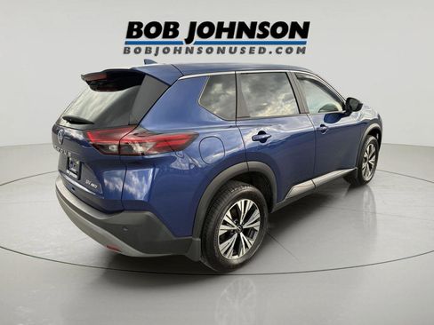Used 2023 Nissan Rogue SV AWD/4WD image 3