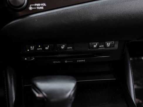 Used 2019 Lexus ES 350 image 29