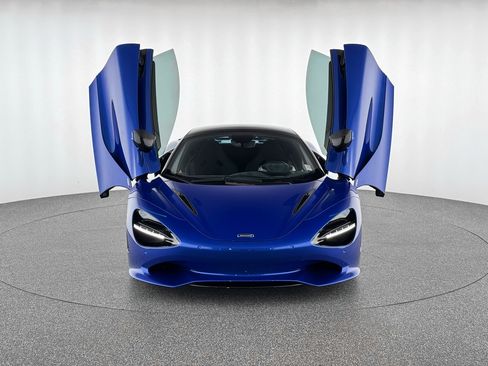 Used 2024 McLaren 750S Spider RWD image 48