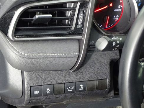 Used 2021 Toyota Camry XSE image 16