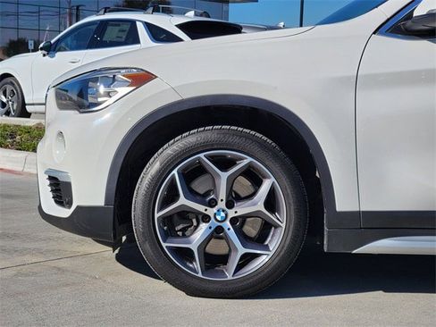 Used 2019 BMW X1 sDrive28i w/ Convenience Package image 6