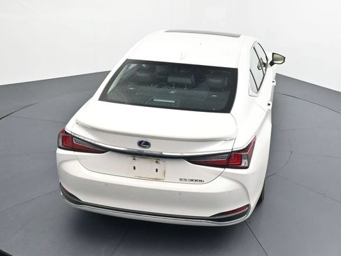 Used 2022 Lexus ES 300h w/ Premium Package FWD image 14