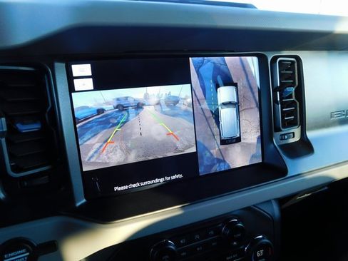 Used 2023 Ford Bronco Wildtrak image 40