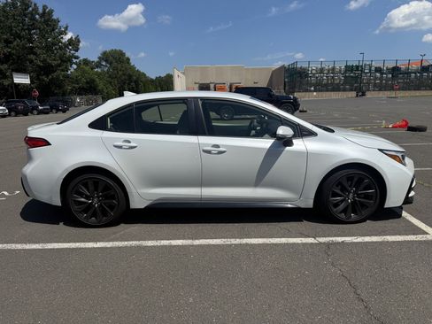 Used 2023 Toyota Corolla SE FWD image 8