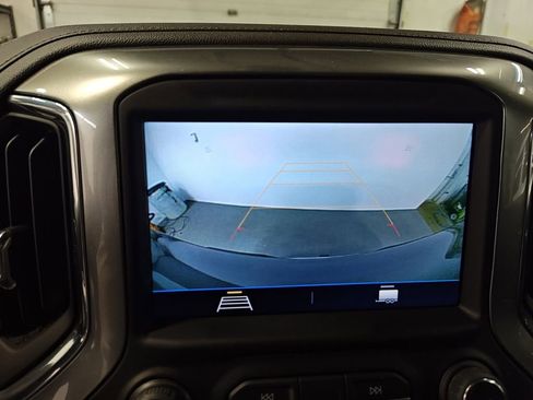 Used 2022 Chevrolet Silverado 1500 LT w/ Bed Protection Package image 23