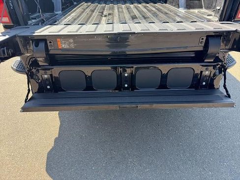 Used 2025 Chevrolet Silverado 2500 LTZ w/ LTZ Plus Package AWD/4WD image 13