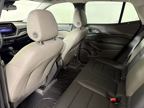 Used 2025 Chevrolet Trax ACTIV w/ Driver Confidence Package image 40