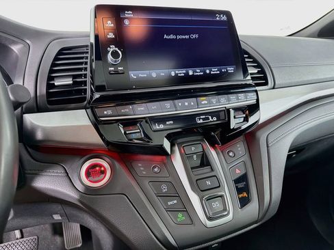 Used 2025 Honda Odyssey Sport-L image 19
