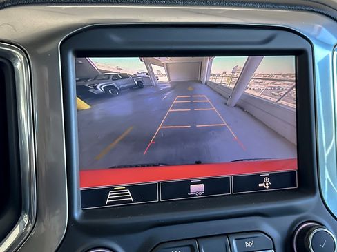 Used 2020 Chevrolet Silverado 1500 LT Trail Boss image 17