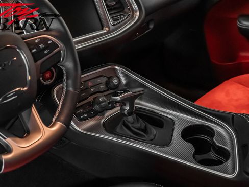 Used 2016 Dodge Challenger SRT Hellcat image 26