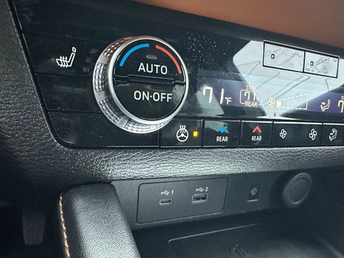 Used 2022 Mitsubishi Outlander SEL AWD/4WD image 60