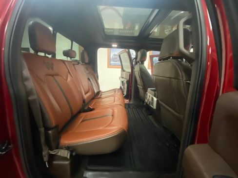 Used 2019 Ford F150 King Ranch w/ Equipment Group 601A Luxury AWD/4WD image 18