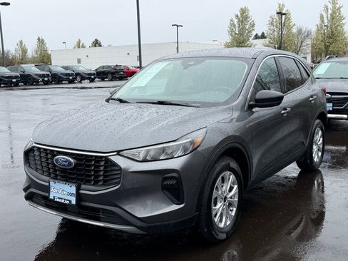 Used 2024 Ford Escape Active AWD/4WD image 4