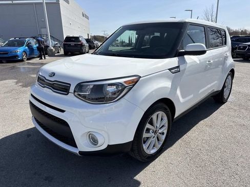 Used 2018 Kia Soul + image 8
