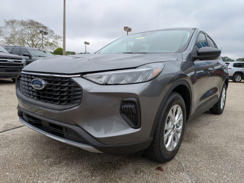 New 2026 Ford Escape Active w/ Tech Pack #1 image 8