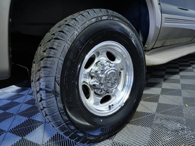 Used 2000 Ford Excursion Limited AWD/4WD image 9