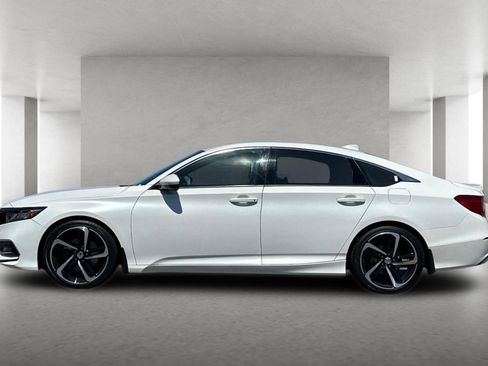 Used 2018 Honda Accord Sport image 7