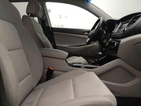Used 2017 Hyundai Tucson SE AWD/4WD image 21