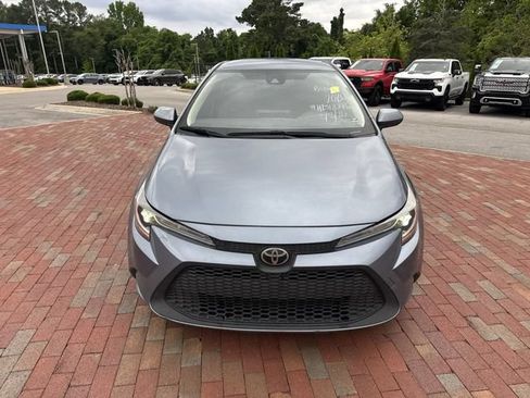 Used 2020 Toyota Corolla LE FWD image 25