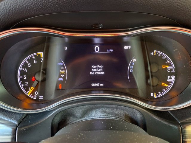 Used 2019 Jeep Grand Cherokee Laredo AWD/4WD image 21