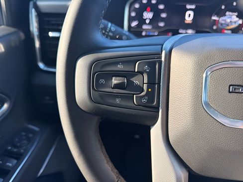 Used 2025 GMC Sierra 2500 Denali image 17