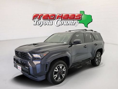 Used 2026 Toyota 4Runner TRD Sport AWD/4WD image 1