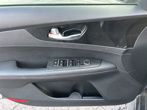 Used 2022 Kia Forte GT w/ GT Technology Package image 15