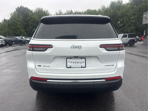 Used 2023 Jeep Grand Cherokee L Limited AWD/4WD image 4