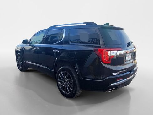 Used 2023 GMC Acadia Denali w/ Black Diamond Edition image 3