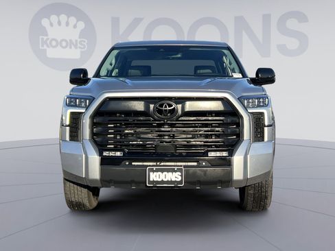 Used 2024 Toyota Tundra Limited image 11