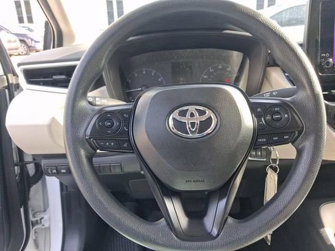 Used 2023 Toyota Corolla LE FWD image 15