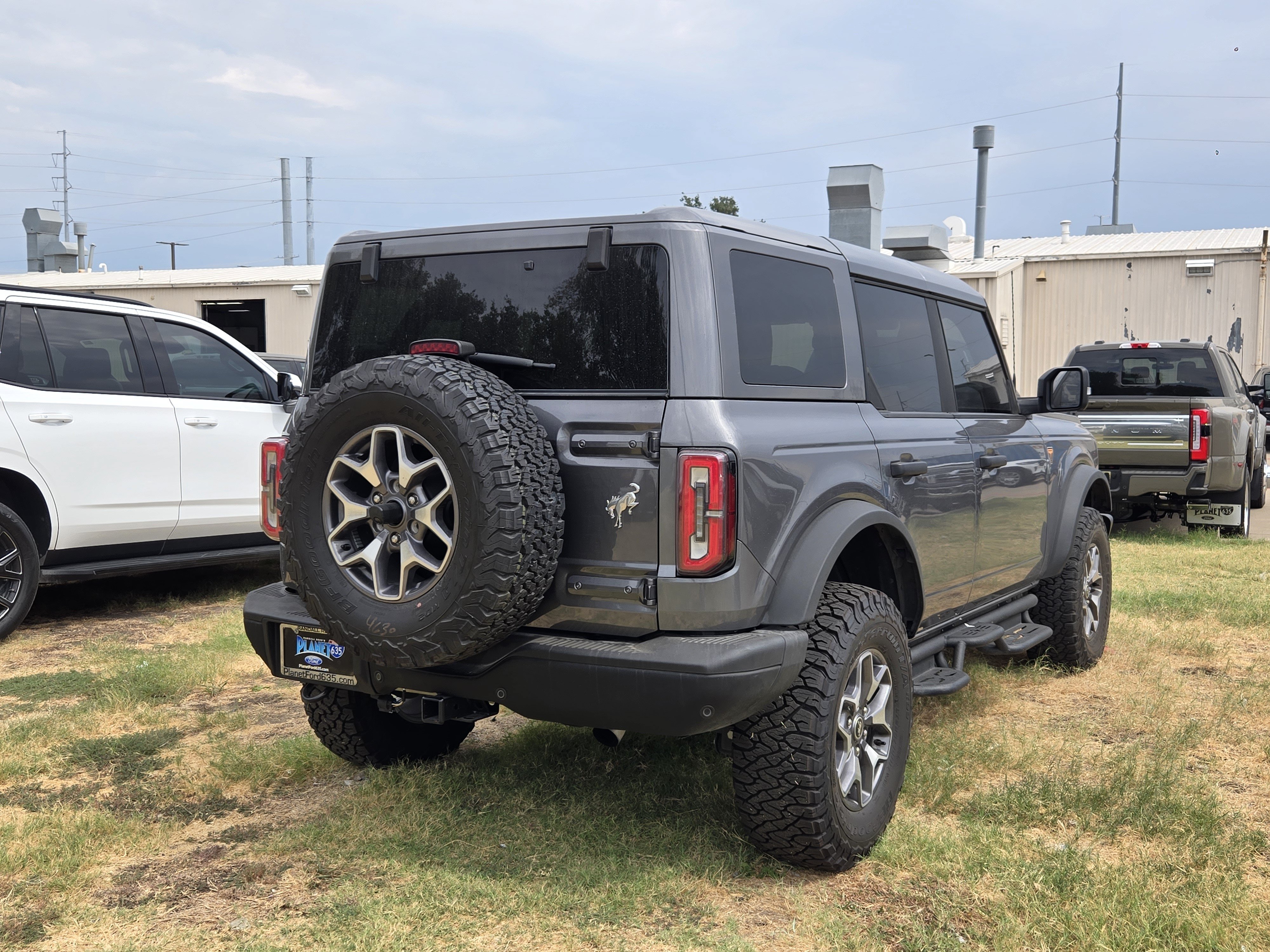 Used 2025 Ford Bronco Badlands AWD/4WD image 6