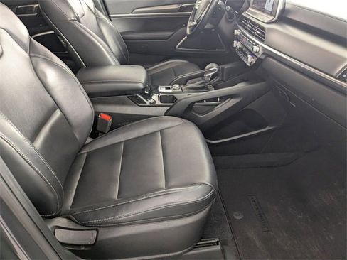 Used 2022 Kia Telluride LX image 27