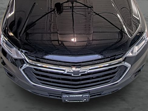 Used 2020 Chevrolet Traverse LS w/ LPO, Floor Liner Package FWD image 18