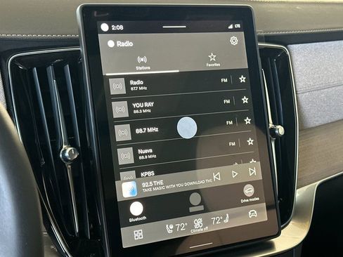 New 2026 Volvo XC90 T8 Plus w/ Protection Package Premier image 18