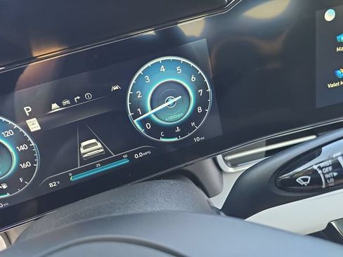 New 2026 Hyundai Elantra Limited FWD image 19