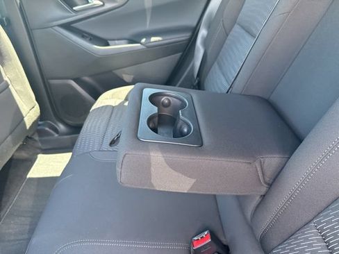 Used 2026 Chevrolet Equinox LT AWD/4WD image 21