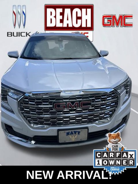 Used 2024 GMC Terrain Denali w/ Denali Premium Package AWD/4WD image 1