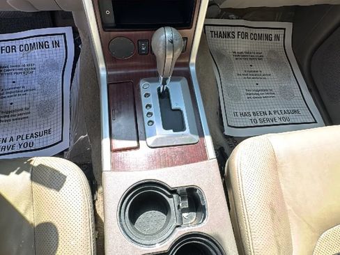 Used 2010 Nissan Pathfinder LE w/ Navigation Pkg RWD image 20