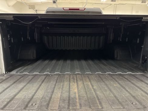 Used 2024 Chevrolet Silverado 1500 Custom image 23