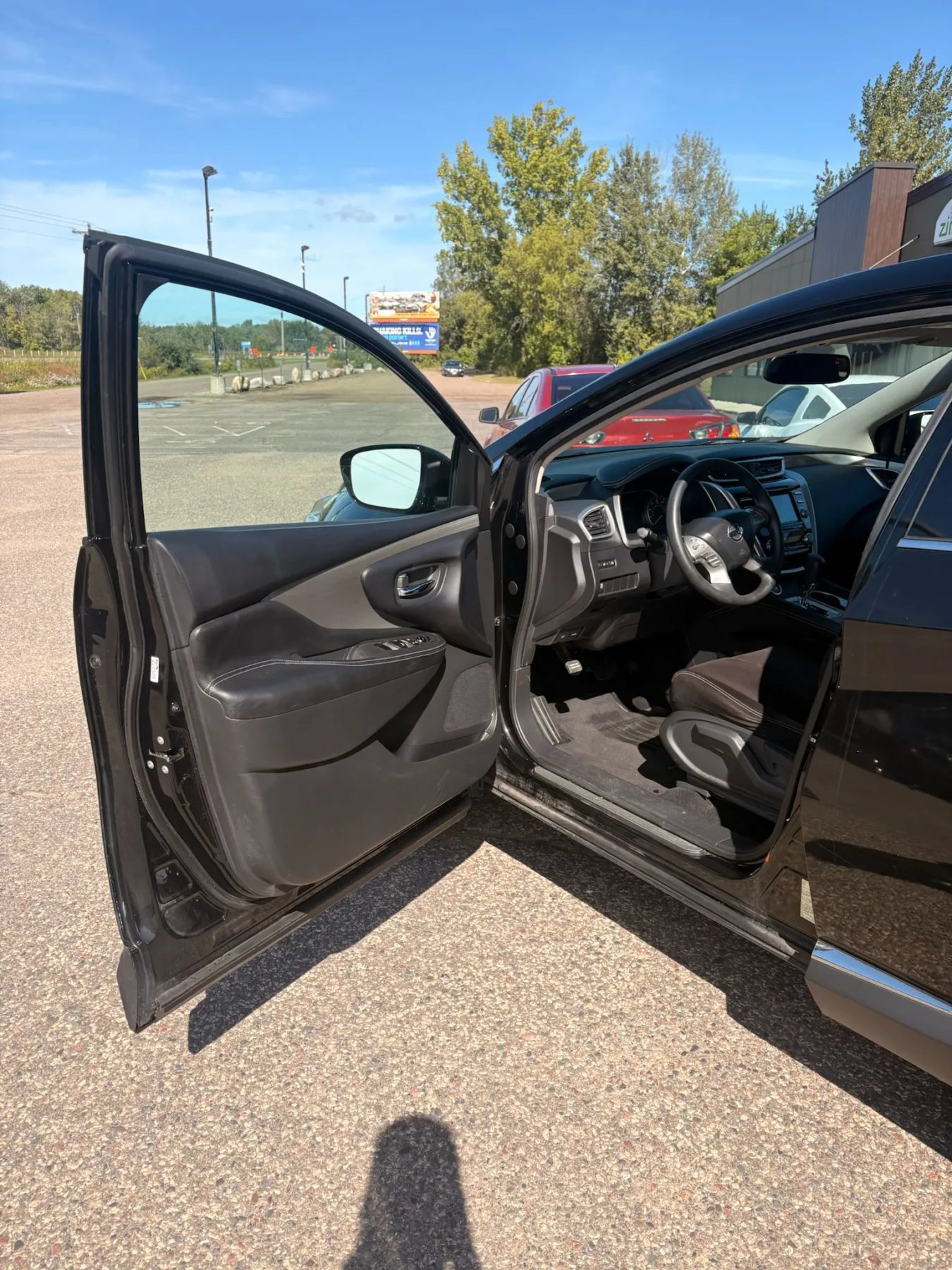 Used 2015 Nissan Murano S AWD/4WD image 9