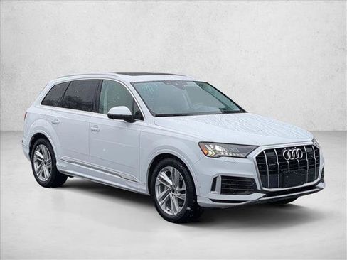 Used 2021 Audi Q7 3.0T Prestige w/ Prestige Package image 3
