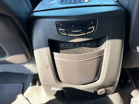 Used 2017 Cadillac Escalade ESV Premium Luxury AWD/4WD image 29