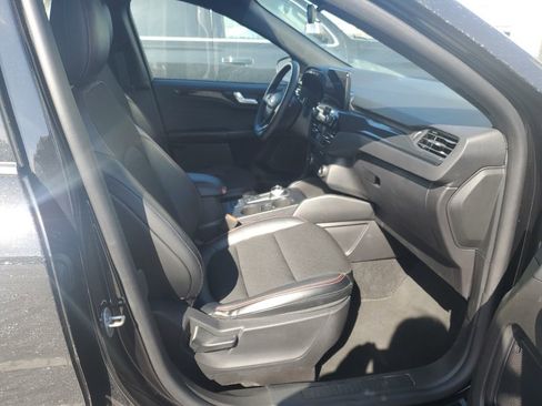 Used 2025 Ford Escape ST-Line image 12